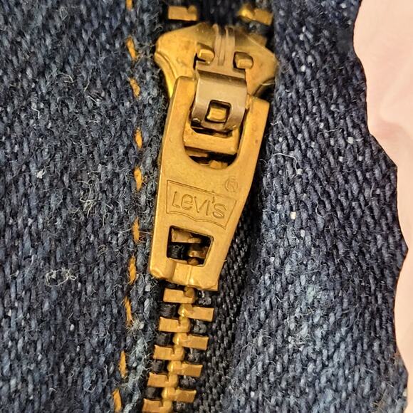 Vintage LEVIS 517 Ankle Jeans Womens 16 36x26 Bootcut Fraying - Picture 12 of 16